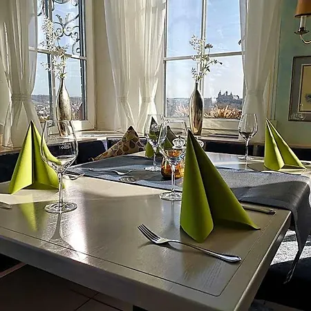 Wittelsbacher Hoeh Hotel Würzburg