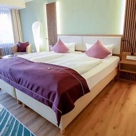 Hotel Wittelsbacher Hoeh 3*