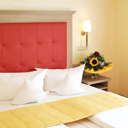 Hotel Wittelsbacher Höh 3*