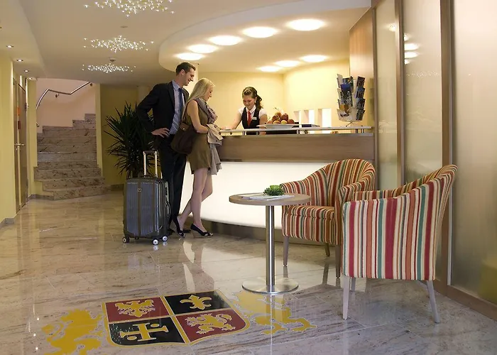 Hotel Wittelsbacher Hoeh 3*